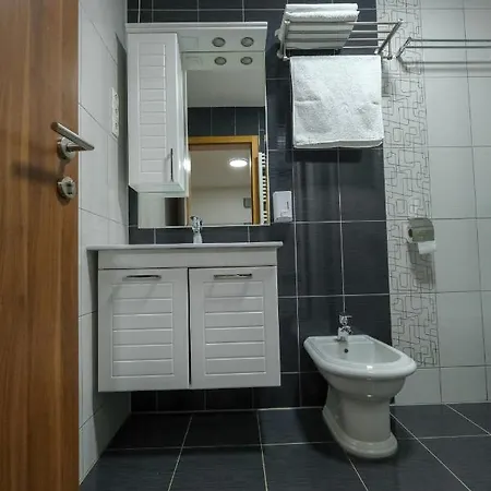 Sarajevo Willa Vares