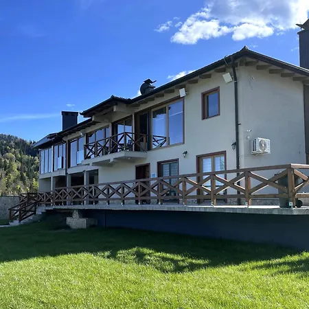 Villa Sarajevo *